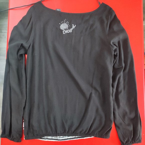 Desigual long sleeve blouse shirt black butterfly design women's size M - Picture 3 of 10